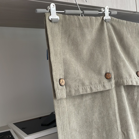 Roots brand olive green coloured curtain panels (set of 2) - Picture 5 of 5